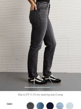 Women's American Eagle High-Rise Straight Leg Jeans - Black- NWT